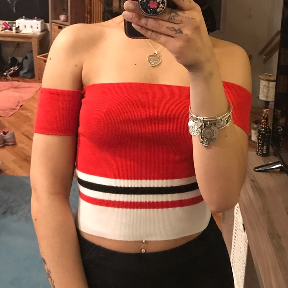 H&M STRIPED SYMMETRICAL CROP TOP - Picture 3 of 3